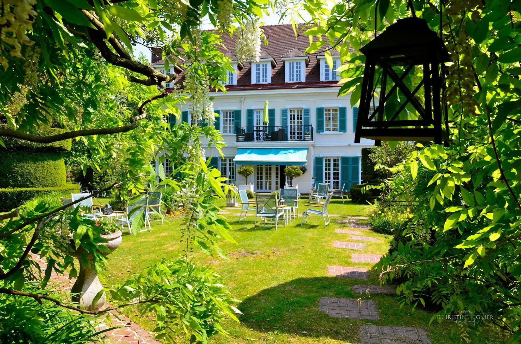 Chateau De Montreuil مورويْ سور مير المظهر الخارجي الصورة